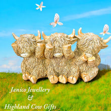 Load image into Gallery viewer, HUGHIE HIGHLAND COW TRIO