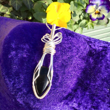 Load image into Gallery viewer, WHITBY JET PENDANT