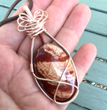 Load image into Gallery viewer, PICTURE JASPER PENDANT