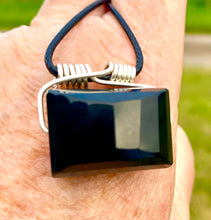 Load image into Gallery viewer, BLACK ONYX WIREWRAPPED PENDANT