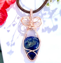 Load image into Gallery viewer, SODALITE PENDANT