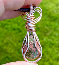 Load image into Gallery viewer, UNAKITE PENDANT