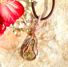 Load image into Gallery viewer, UNAKITE PENDANT