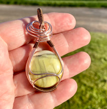 Load image into Gallery viewer, SCOTTISH SERPENTINE PENDANT