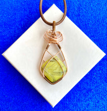 Load image into Gallery viewer, SCOTTISH SERPENTINE PENDANT