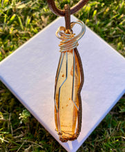 Load image into Gallery viewer, COPAL WIREWRAPPED PENDANT (pendulum drop)