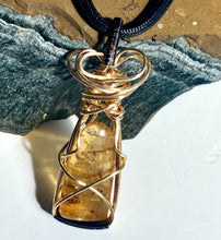 Load image into Gallery viewer, COPAL WIREWRAPPED PENDANT