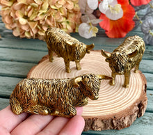 Load image into Gallery viewer, Set of 3 BRONZE MINIATURE HIGHLAND COWS