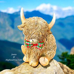 HAPPY HIGHLAND COW with TARTAN BOW