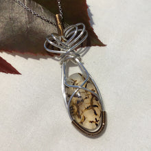 Load image into Gallery viewer, MONTANA AGATE NECKLACE

