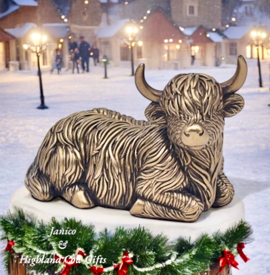 BRONZE HIGHLAND COW (small)