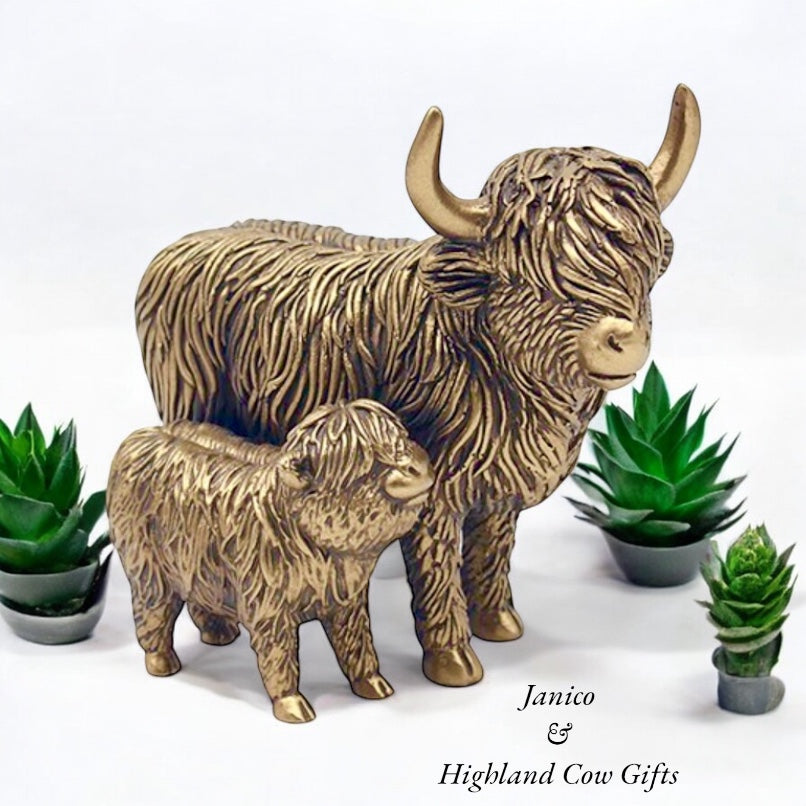 BRONZE HIGHLAND COW (Medium)