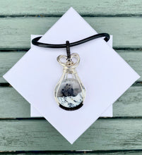 Load image into Gallery viewer, DENDRITIC ‘WIREWRAPPED’ AGATE PENDANT
