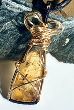 Load image into Gallery viewer, COPAL WIREWRAPPED PENDANT
