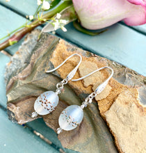 Load image into Gallery viewer, IRIDESCENT LAMPWORK EARRINGS
