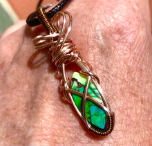 Load image into Gallery viewer, MOHAVE PENDANT
