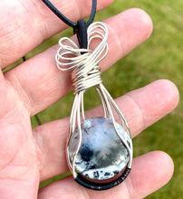 Load image into Gallery viewer, DENDRITIC AGATE PENDANT

