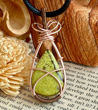 Load image into Gallery viewer, GREEN OPAL PENDANT on Silver
