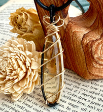 Load image into Gallery viewer, COPAL WIREWRAPPED  PENDANT (longdrop)
