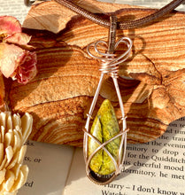 Load image into Gallery viewer, GREEN OPAL PENDANT (slim)
