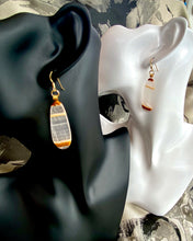Load image into Gallery viewer, STRIPED  QUARTZ EARRINGS
