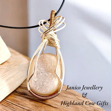 Load image into Gallery viewer, NATURAL GEODE DRUZY  AGATE
