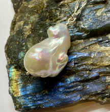 Load image into Gallery viewer, FRESHWATER NUCLEATED BAROQUE PEARL NECKLACE &amp; Magnetic Catch
