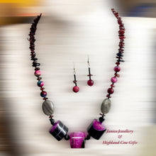 Load image into Gallery viewer, AGATE FUSCHIA BARRELS NECKLACE with LABRADORITE &amp; EARRINGS
