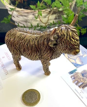 Load and play video in Gallery viewer, BRONZE HIGHLAND COW (small)
